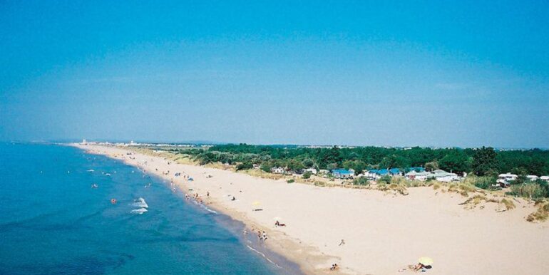 010 PLAGES sur 4 kms