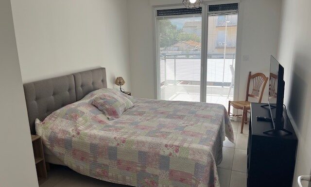 06 CHAMBRE ACCES TERRASSE